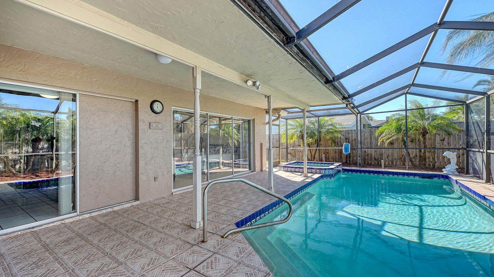 6556 WATERFORD CIR, SARASOTA, FL, 34238