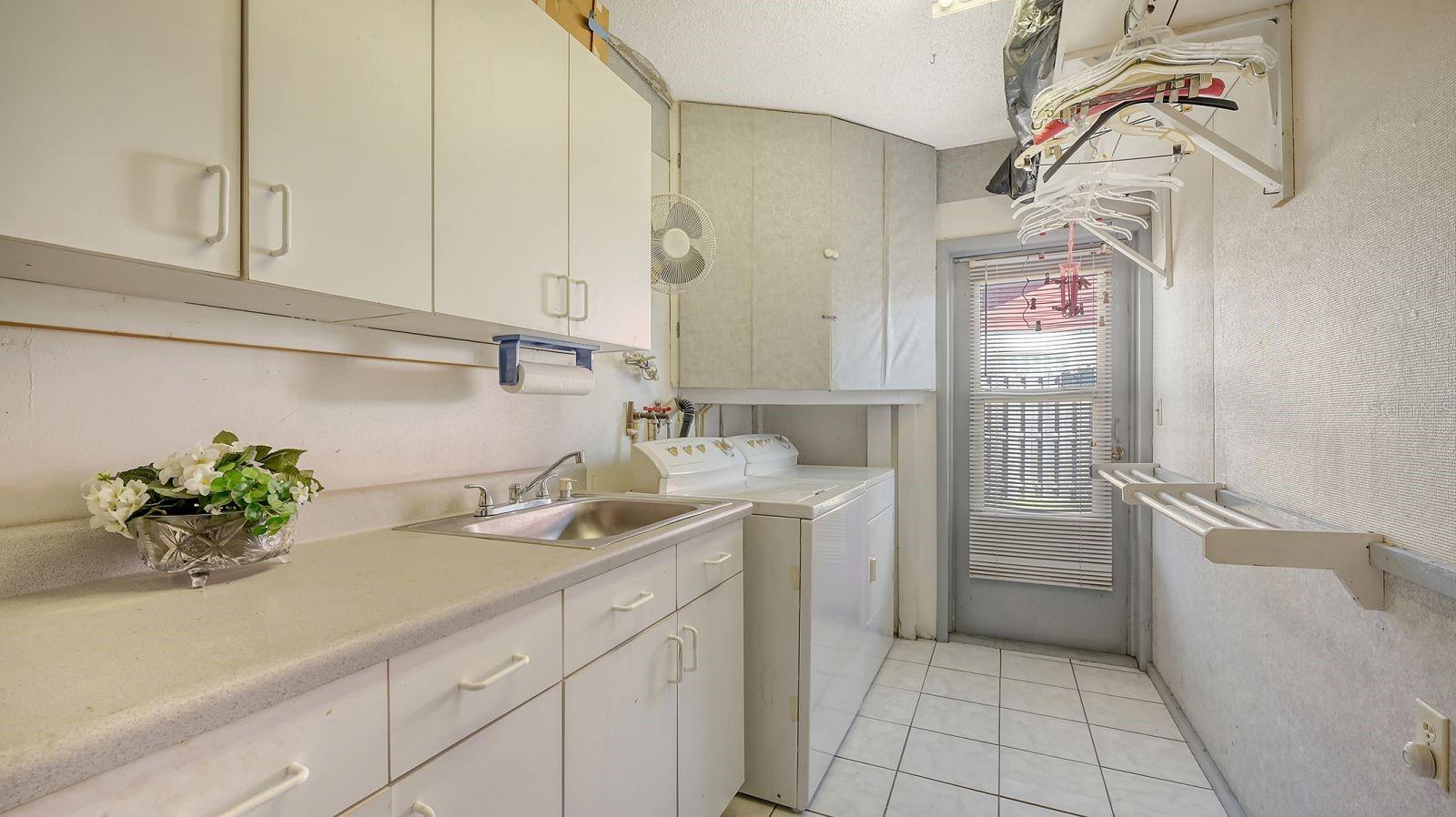 6556 WATERFORD CIR, SARASOTA, FL, 34238