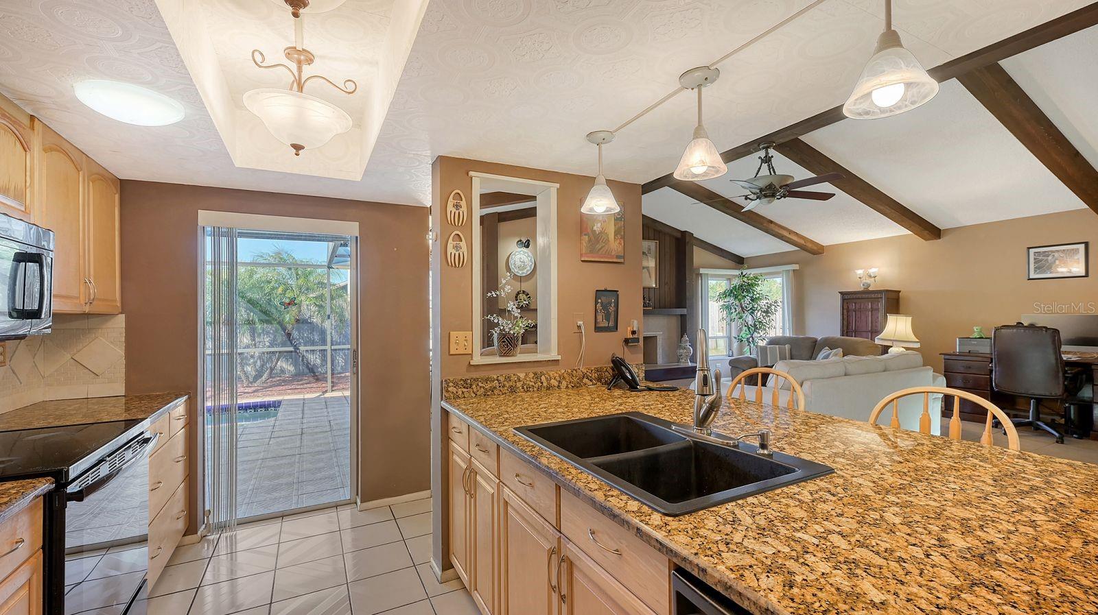 6556 WATERFORD CIR, SARASOTA, FL, 34238