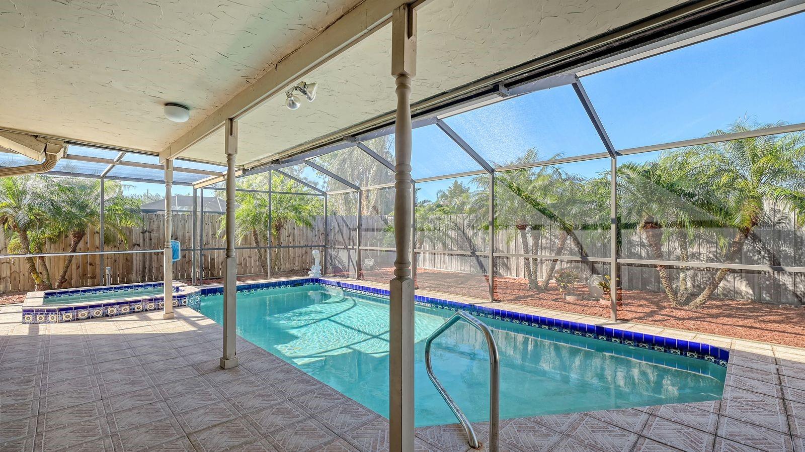 6556 WATERFORD CIR, SARASOTA, FL, 34238