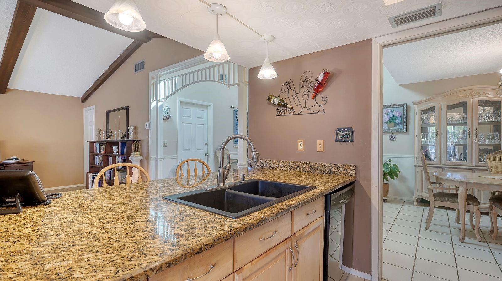 6556 WATERFORD CIR, SARASOTA, FL, 34238