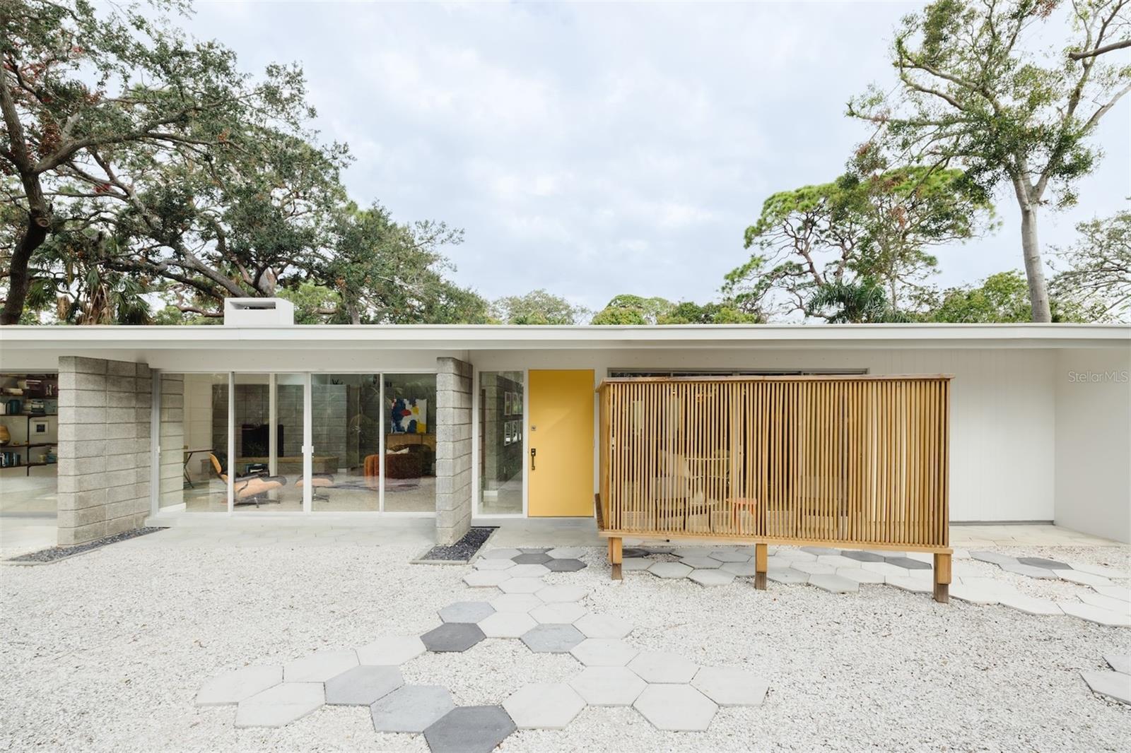 5027 SUNRISE DR S, ST PETERSBURG, FL, 33705