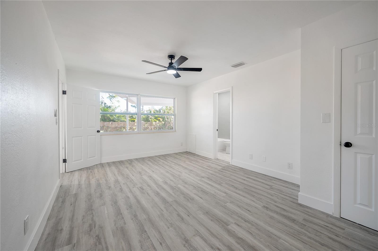 2318 GRANADA CIR W, ST PETERSBURG, FL, 33712