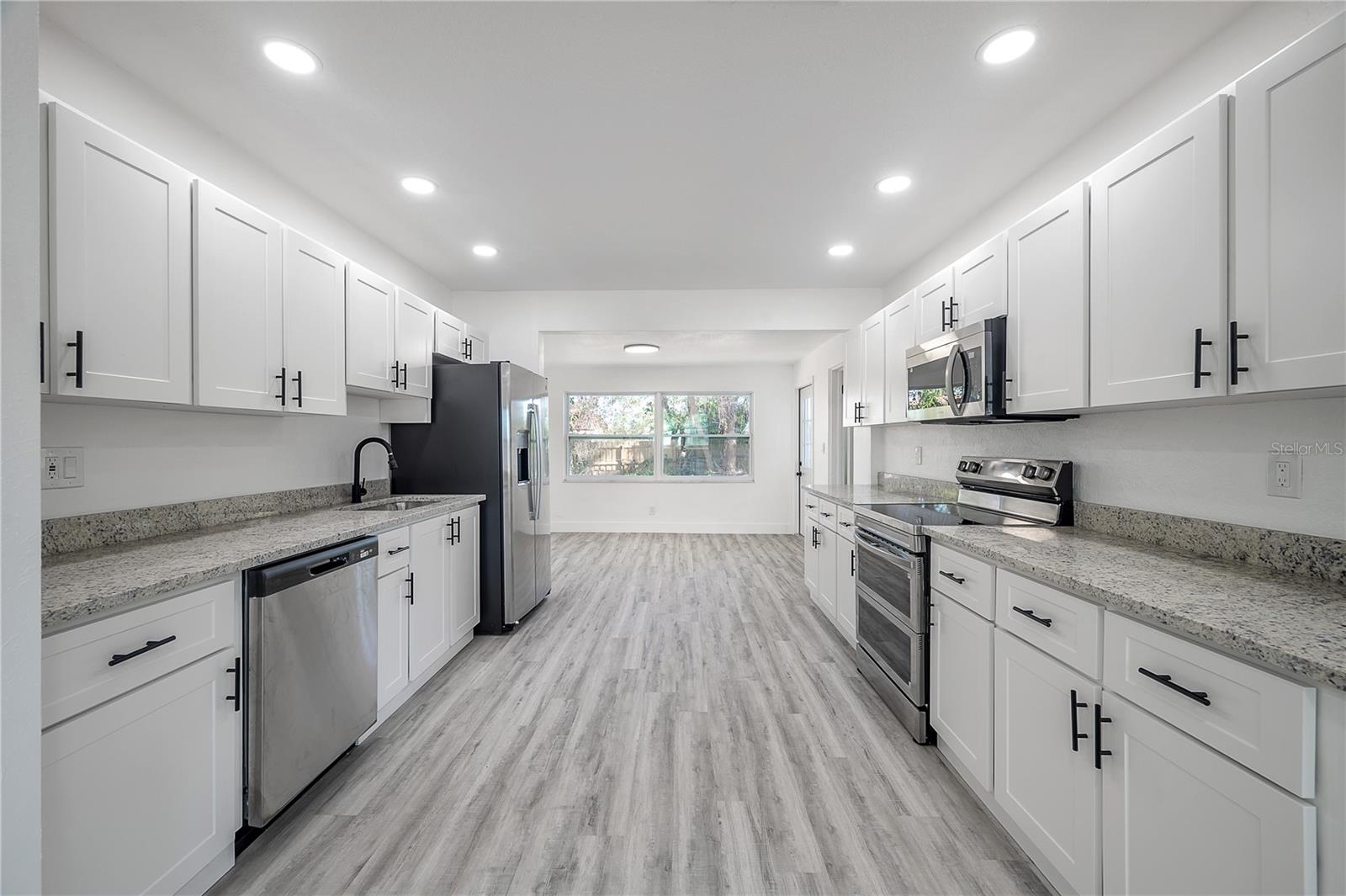 2318 GRANADA CIR W, ST PETERSBURG, FL, 33712