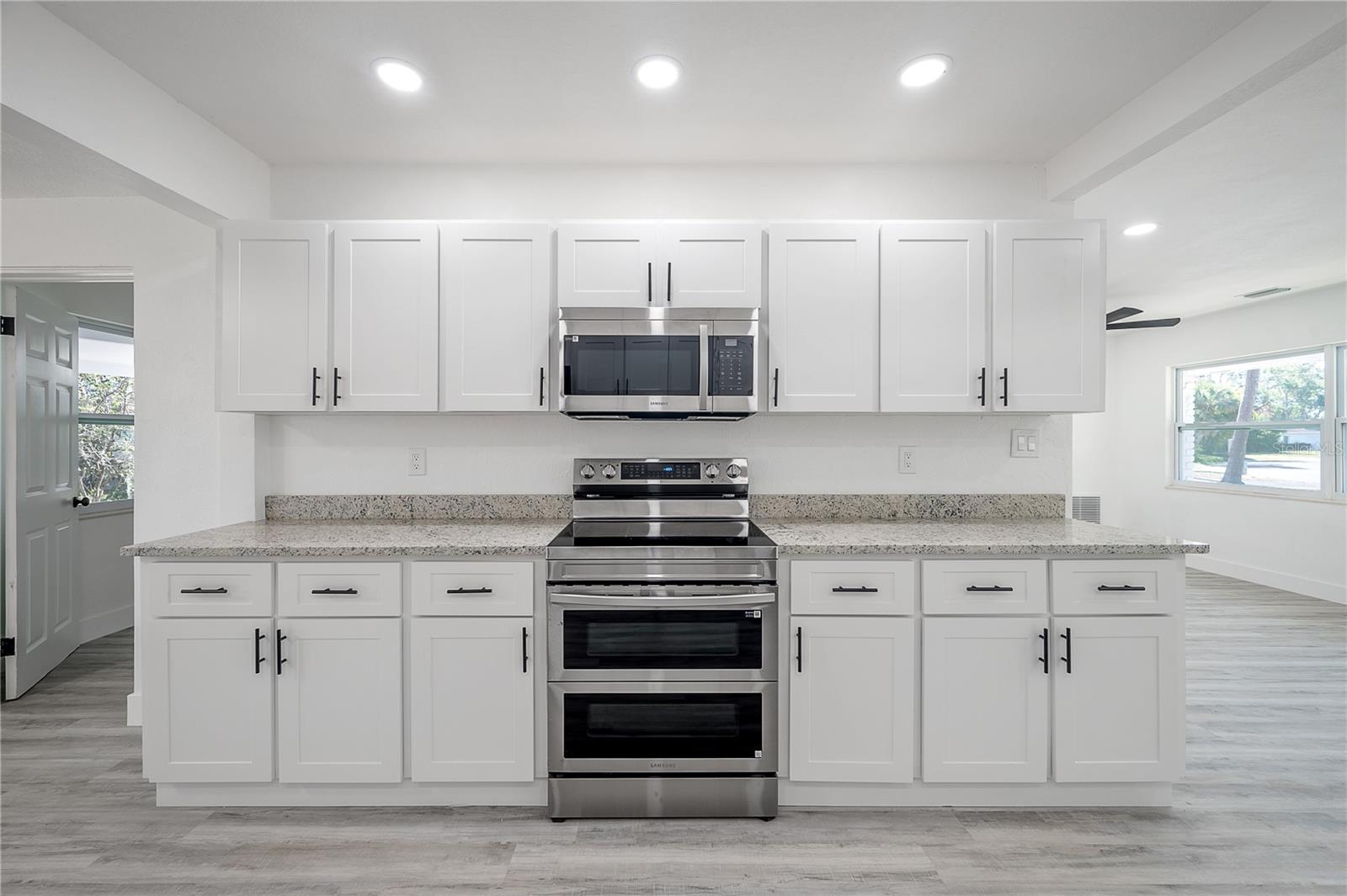 2318 GRANADA CIR W, ST PETERSBURG, FL, 33712