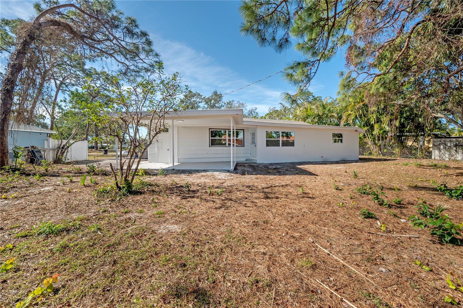 2318 GRANADA CIR W, ST PETERSBURG, FL, 33712