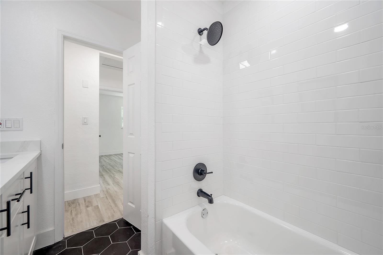 2318 GRANADA CIR W, ST PETERSBURG, FL, 33712