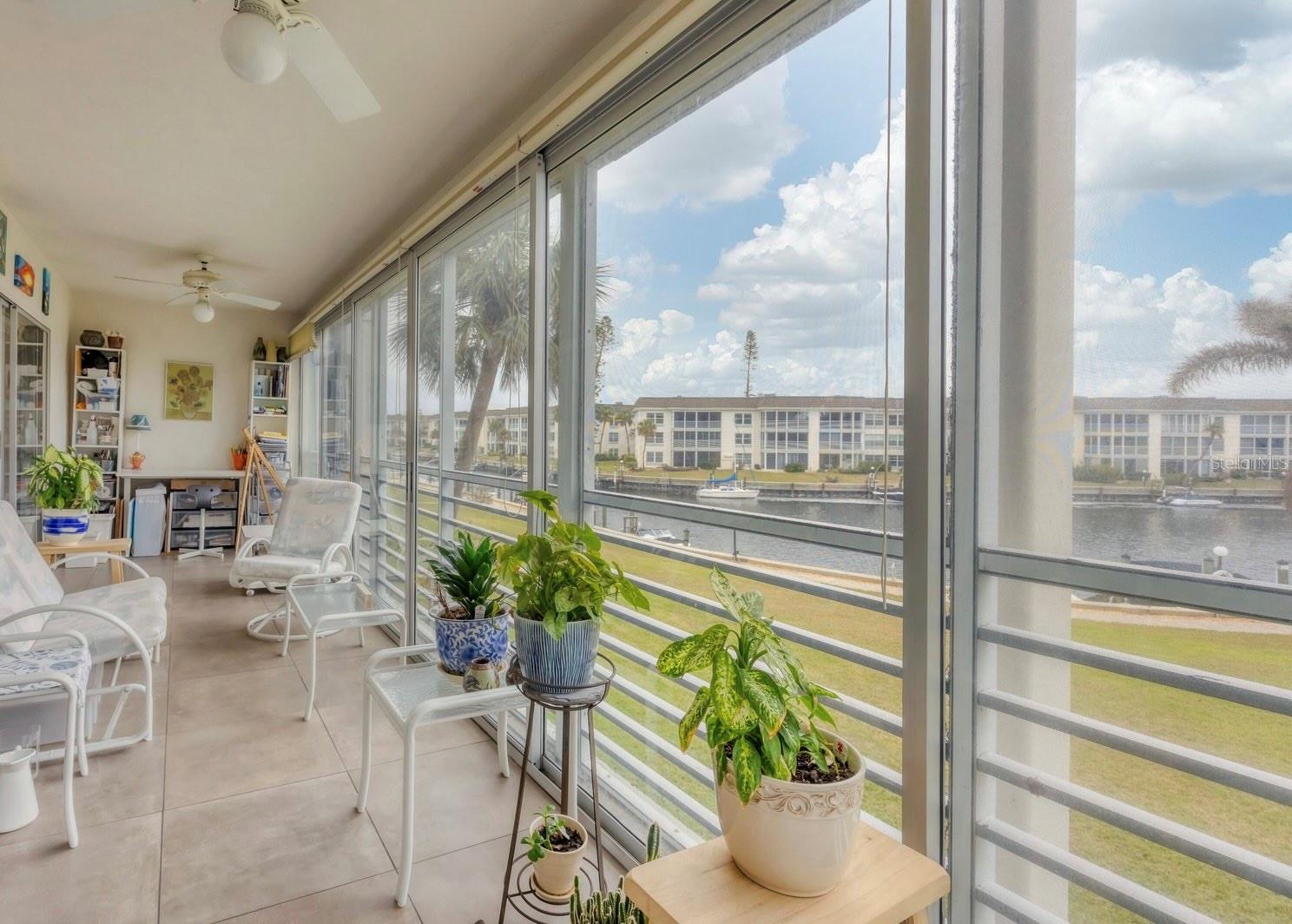 4350 CHATHAM DR #208, LONGBOAT KEY, FL, 34228