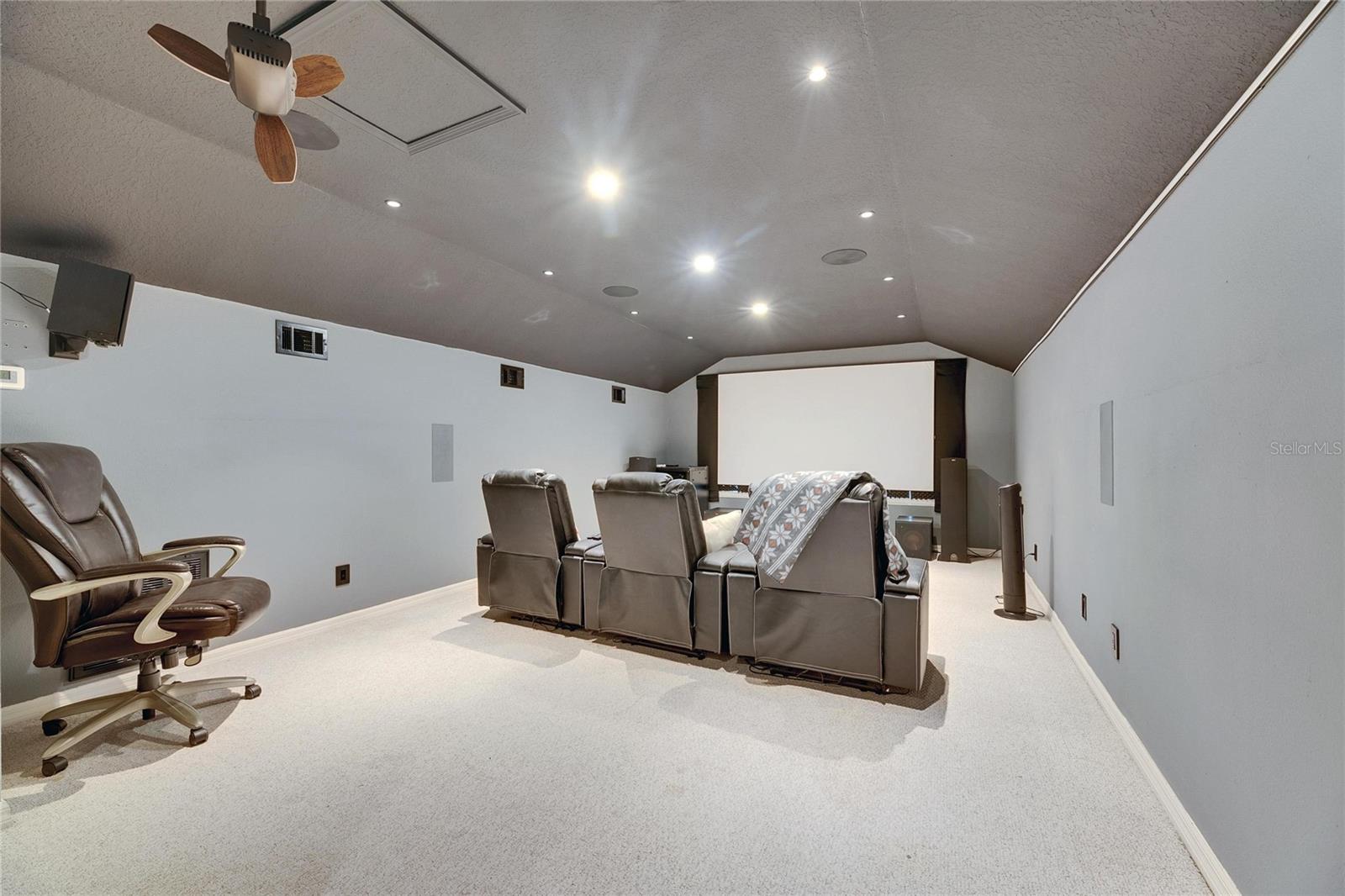 2512 CENTENNIAL FALCON DR, VALRICO, FL, 33596