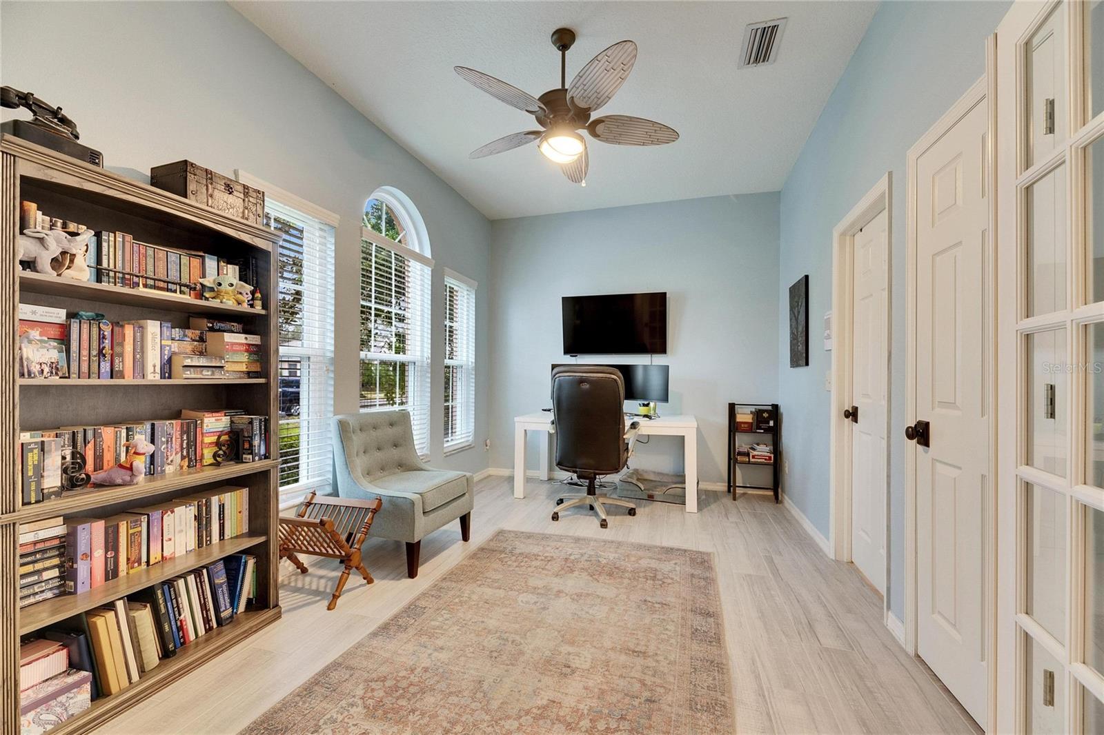 2512 CENTENNIAL FALCON DR, VALRICO, FL, 33596