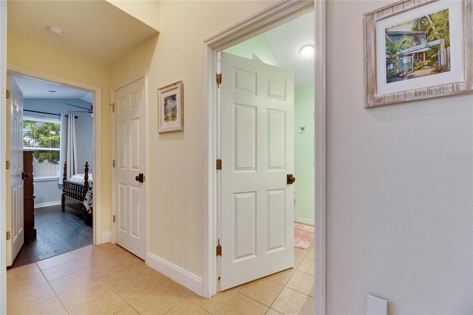 2512 CENTENNIAL FALCON DR, VALRICO, FL, 33596