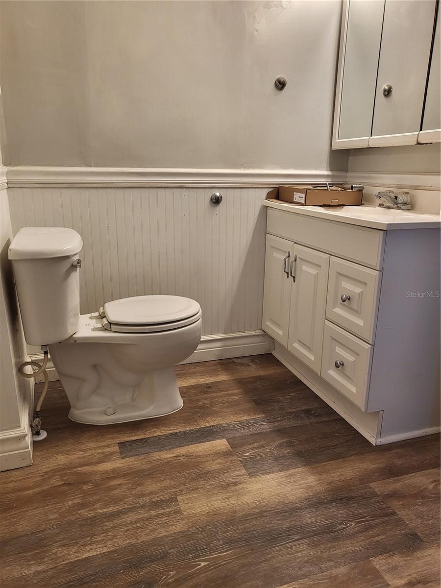 20 W BAY ST, ENGLEWOOD, FL, 34223