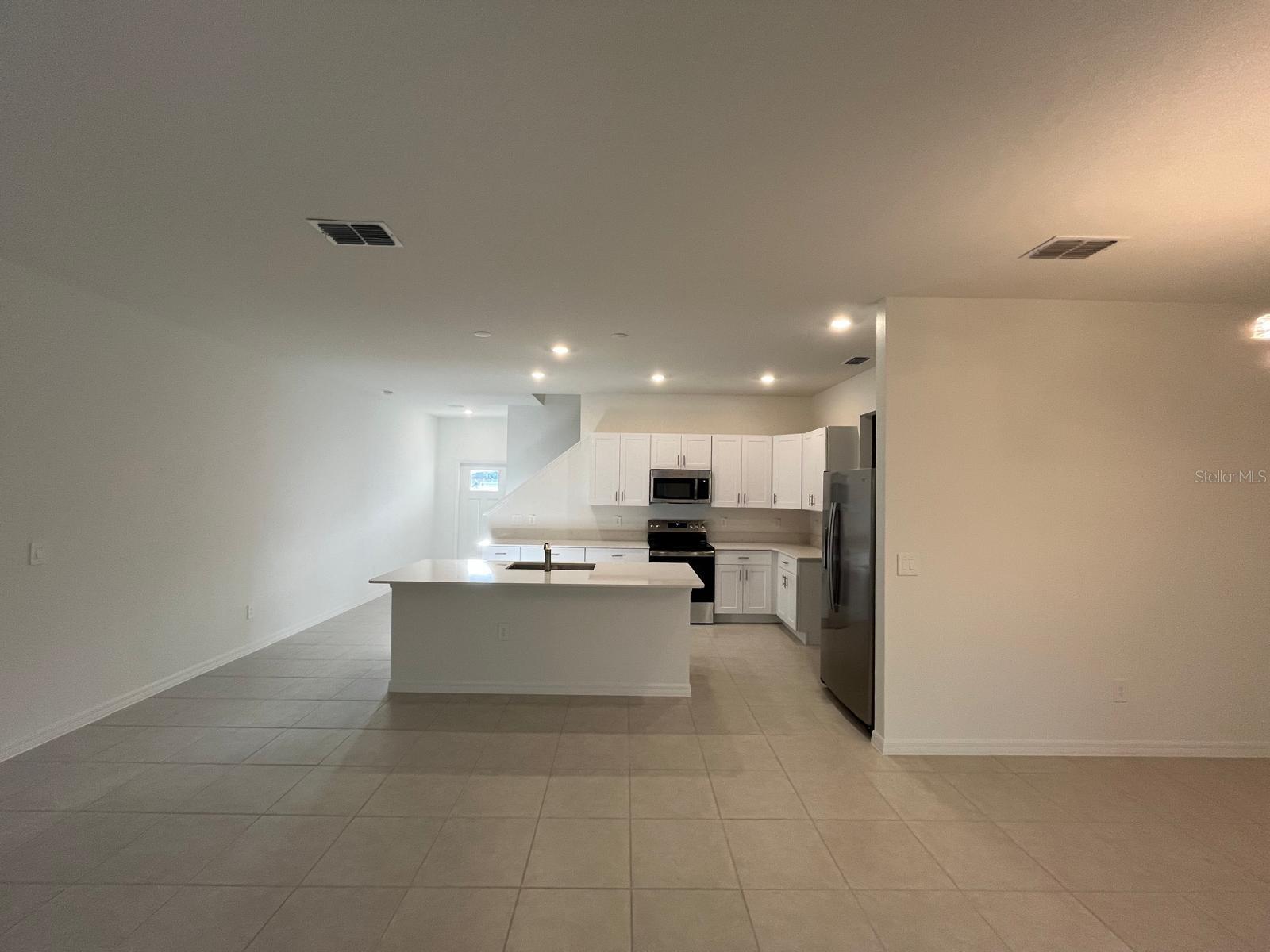 10042 TRUMPET HONEYSUCKLE WAY, SAN ANTONIO, FL, 33576