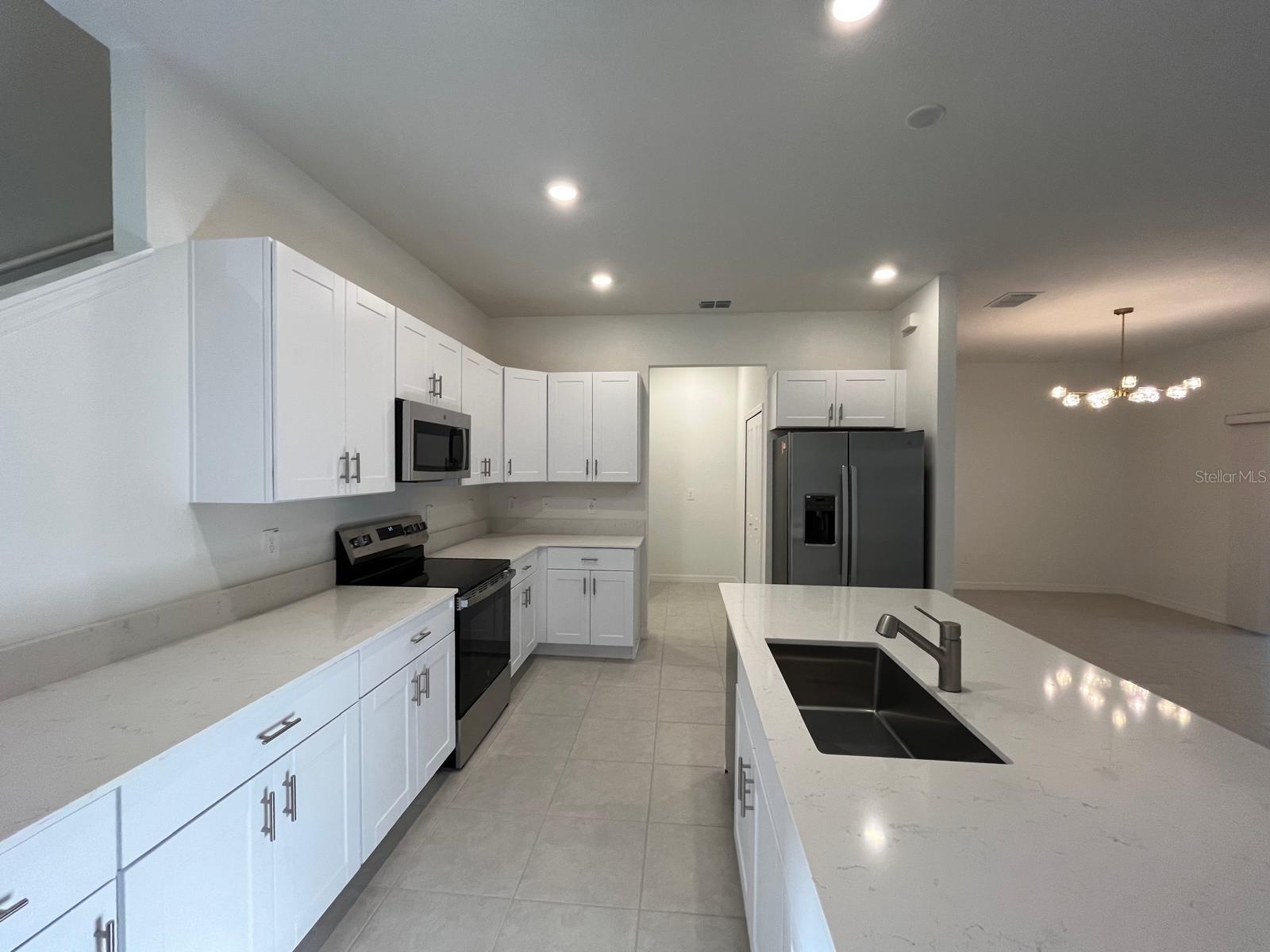 10042 TRUMPET HONEYSUCKLE WAY, SAN ANTONIO, FL, 33576