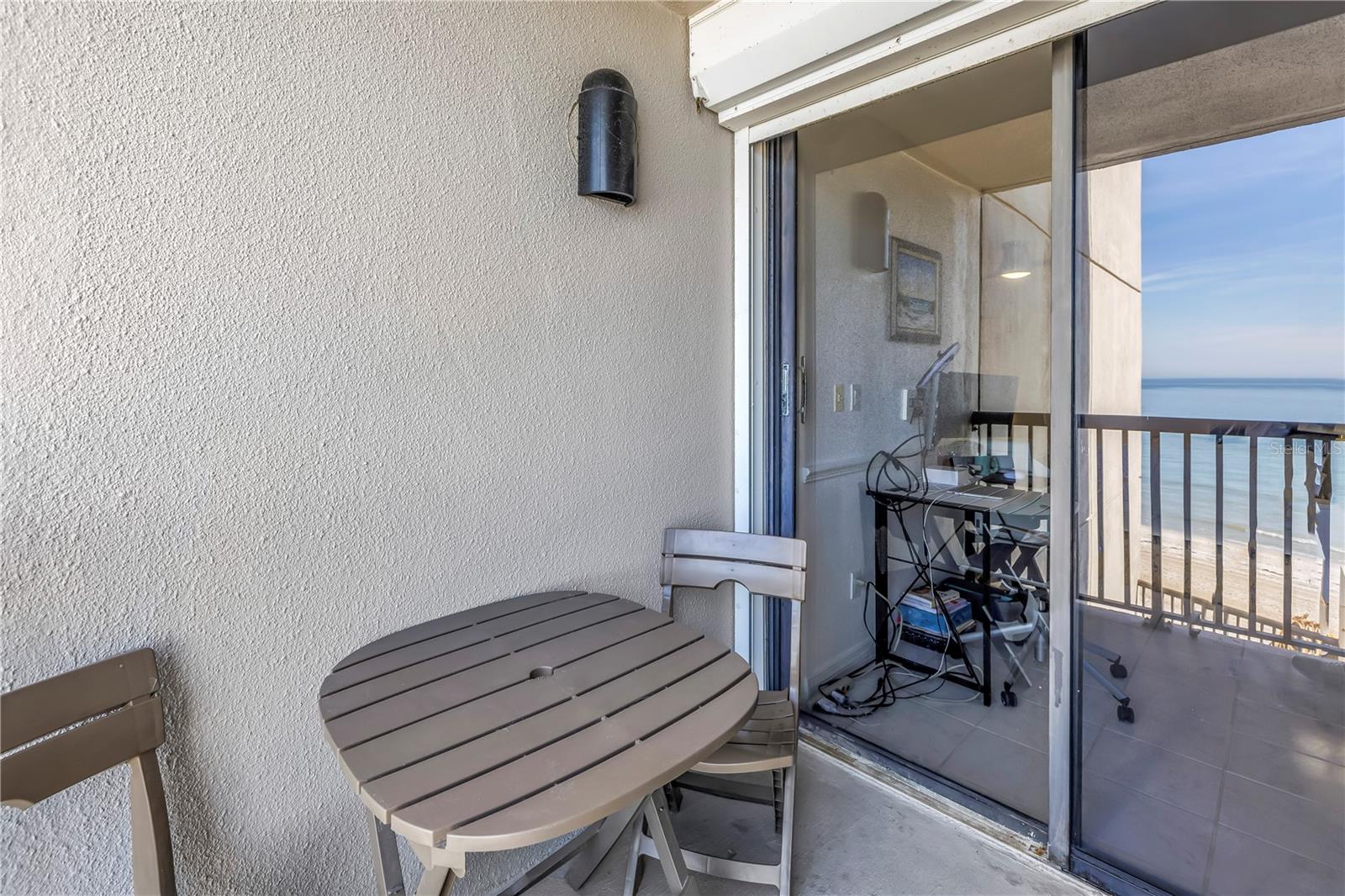 1660 GULF BLVD #304, CLEARWATER BEACH, FL, 33767