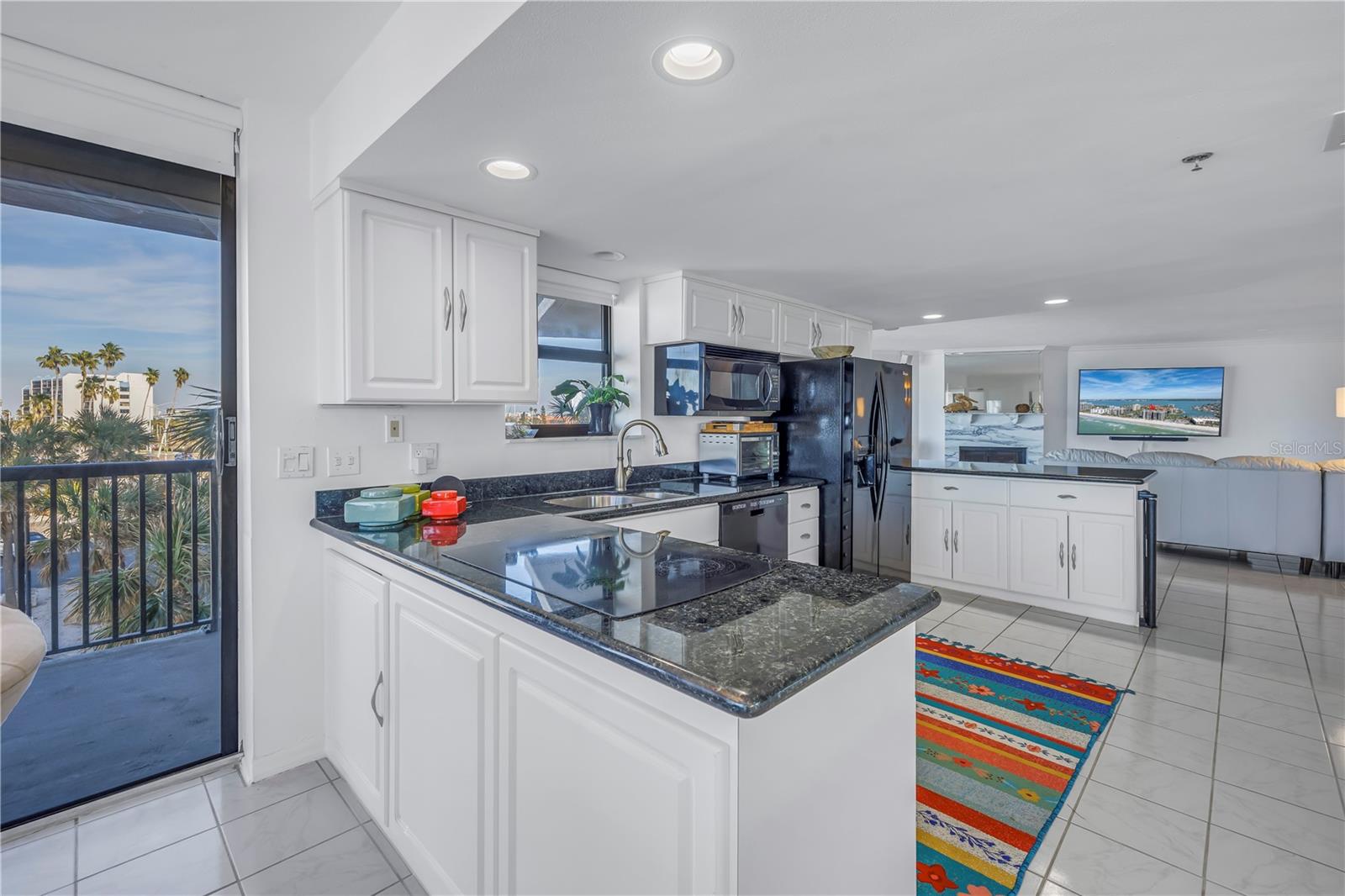 1660 GULF BLVD #304, CLEARWATER BEACH, FL, 33767