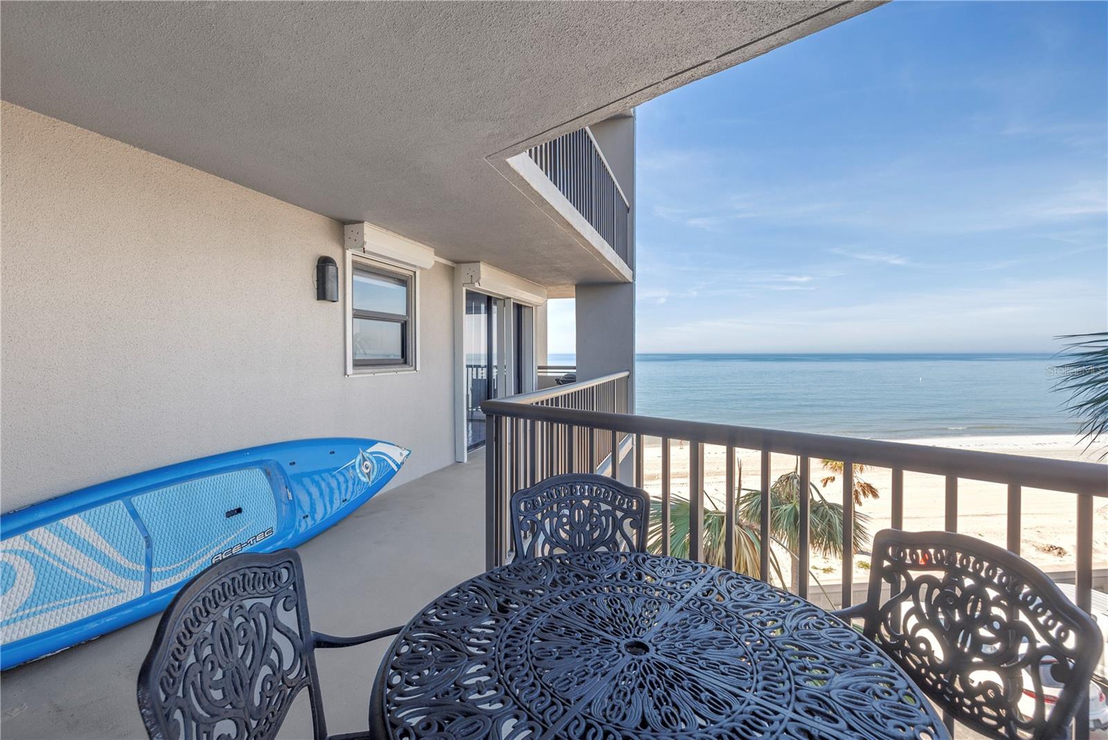 1660 GULF BLVD #304, CLEARWATER BEACH, FL, 33767