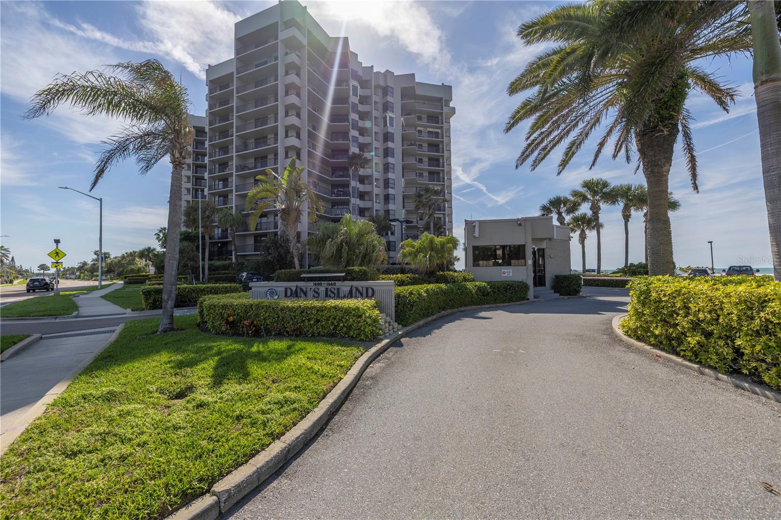 1660 GULF BLVD #304, CLEARWATER BEACH, FL, 33767