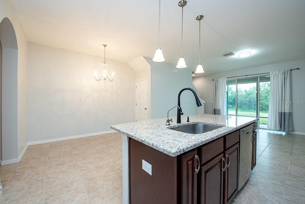 10415 BUTTERFLY WING CT, RIVERVIEW, FL, 33578