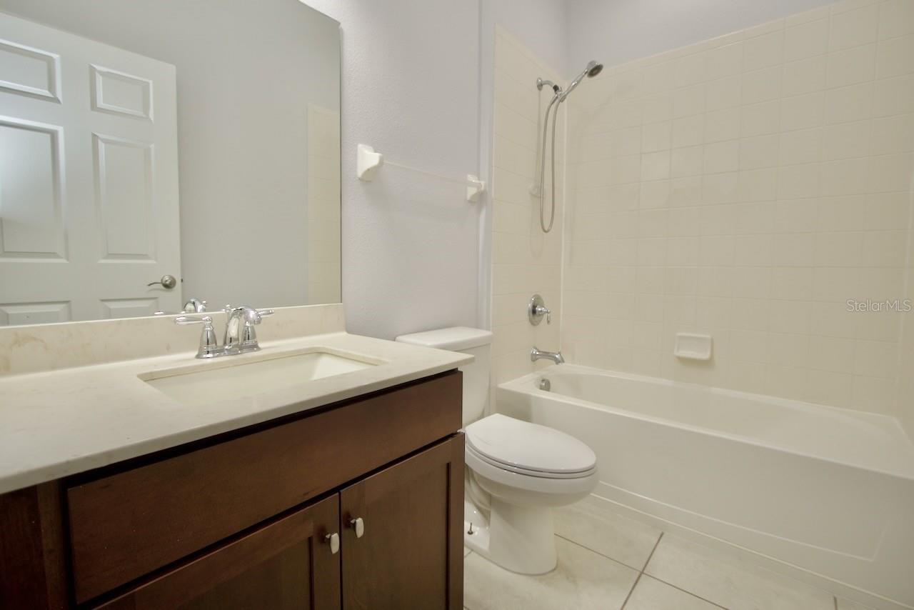 8424 BLUEVINE SKY DR, LAND O LAKES, FL, 34637