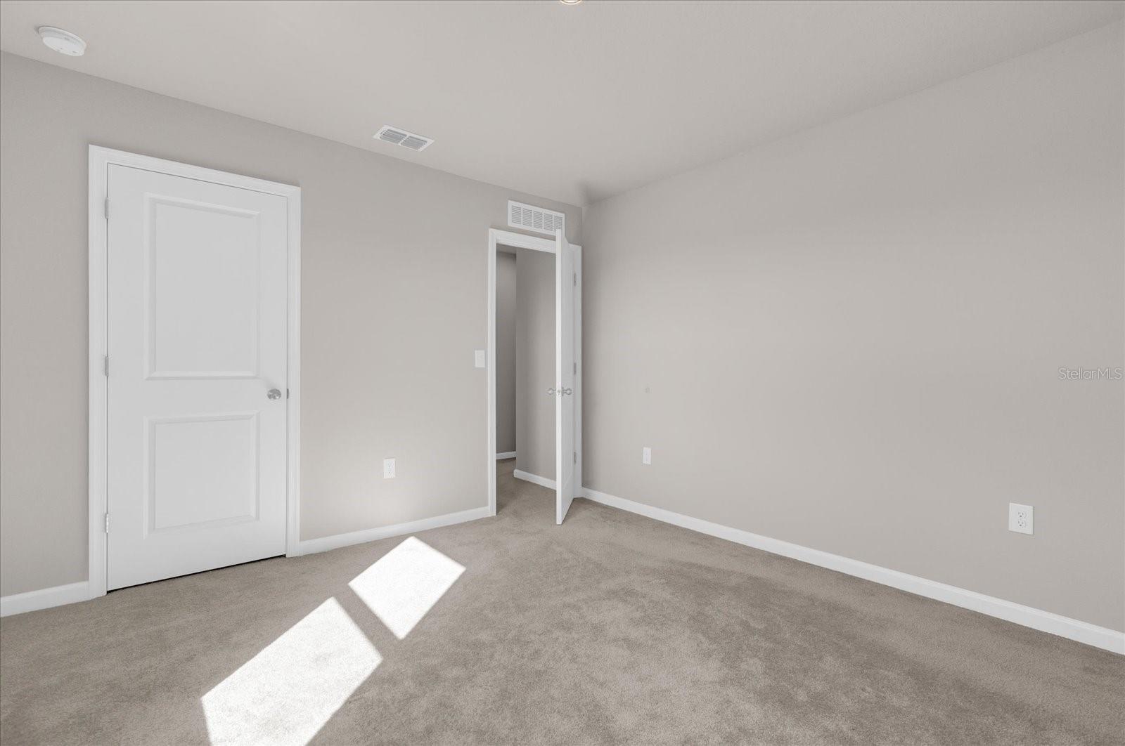 718 EAGLE LANDING BLVD, WINTER HAVEN, FL, 33880