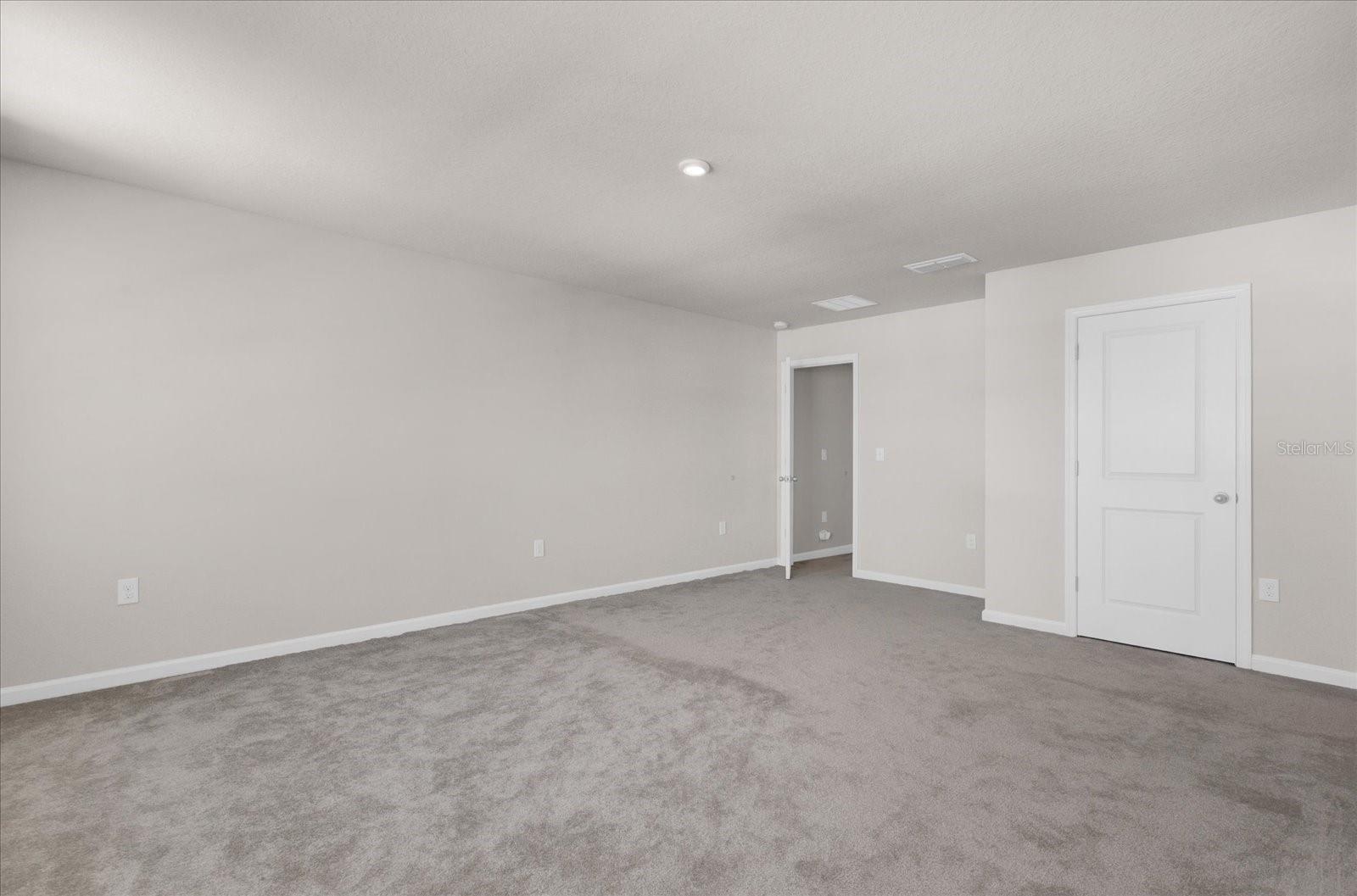 718 EAGLE LANDING BLVD, WINTER HAVEN, FL, 33880