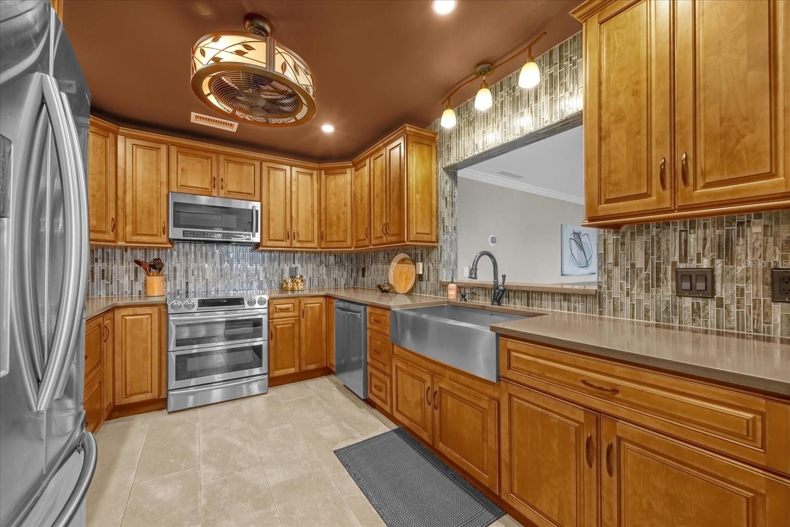 670 LAKE VILLAS DR #D, ALTAMONTE SPRINGS, FL, 32701