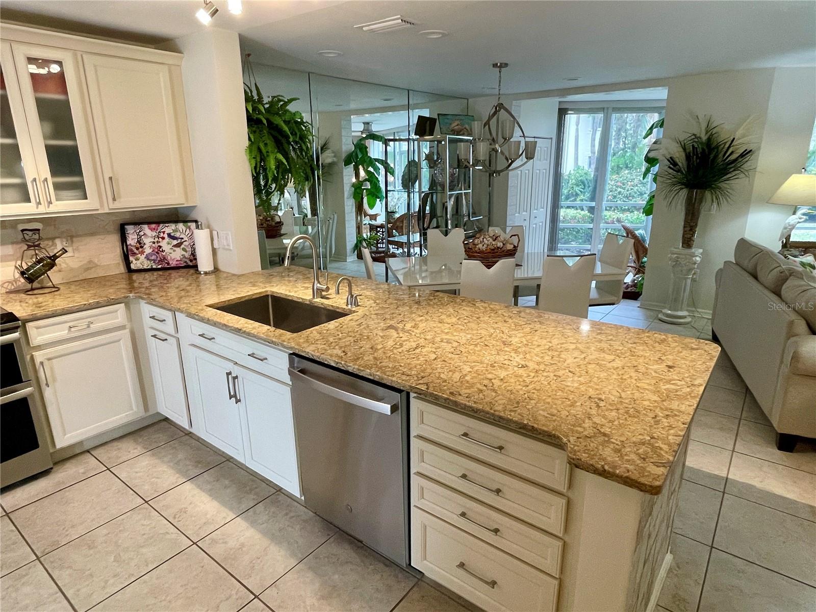 6101 34TH ST W #28B, BRADENTON, FL, 34210