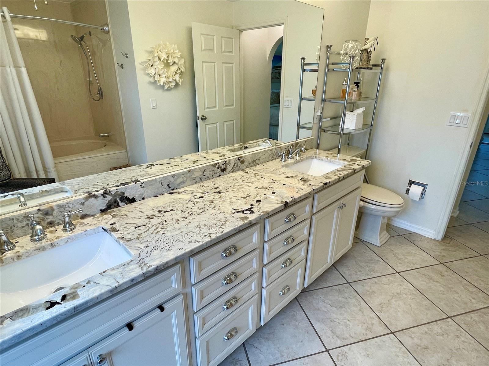 6101 34TH ST W #28B, BRADENTON, FL, 34210