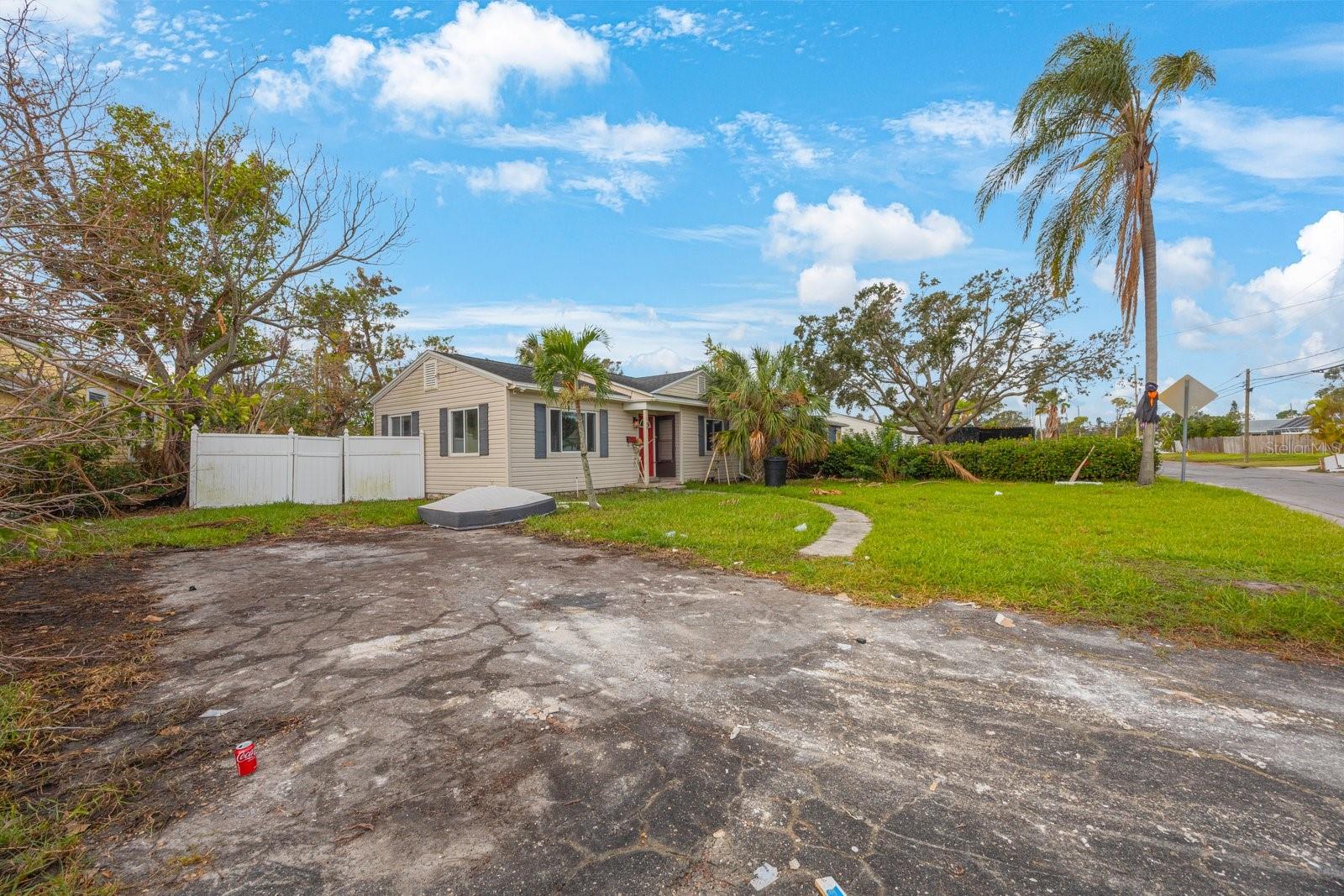 108 85TH AVE N, ST PETERSBURG, FL, 33702