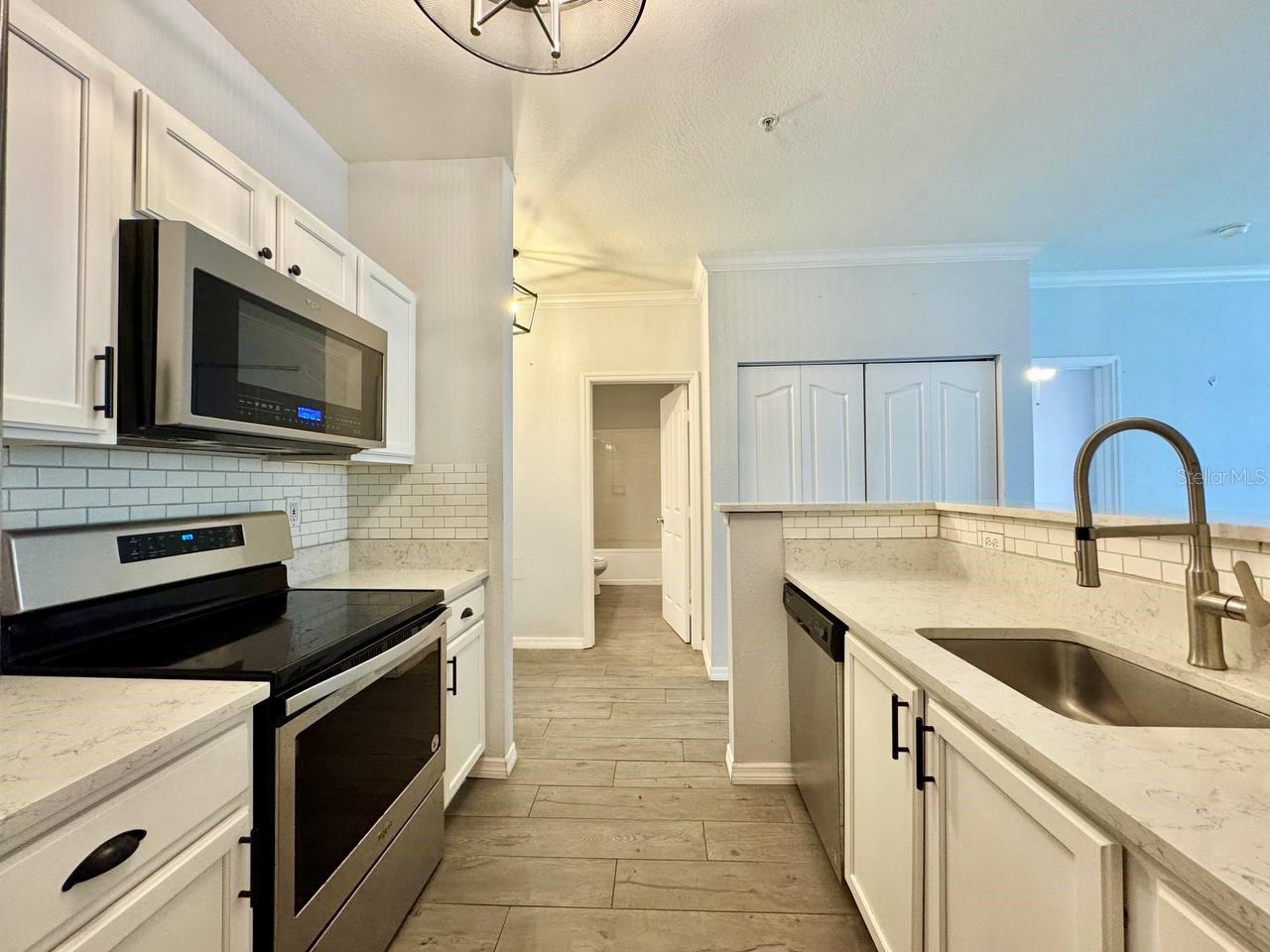 5000 CULBREATH KEY WAY #1-206, TAMPA, FL, 33611