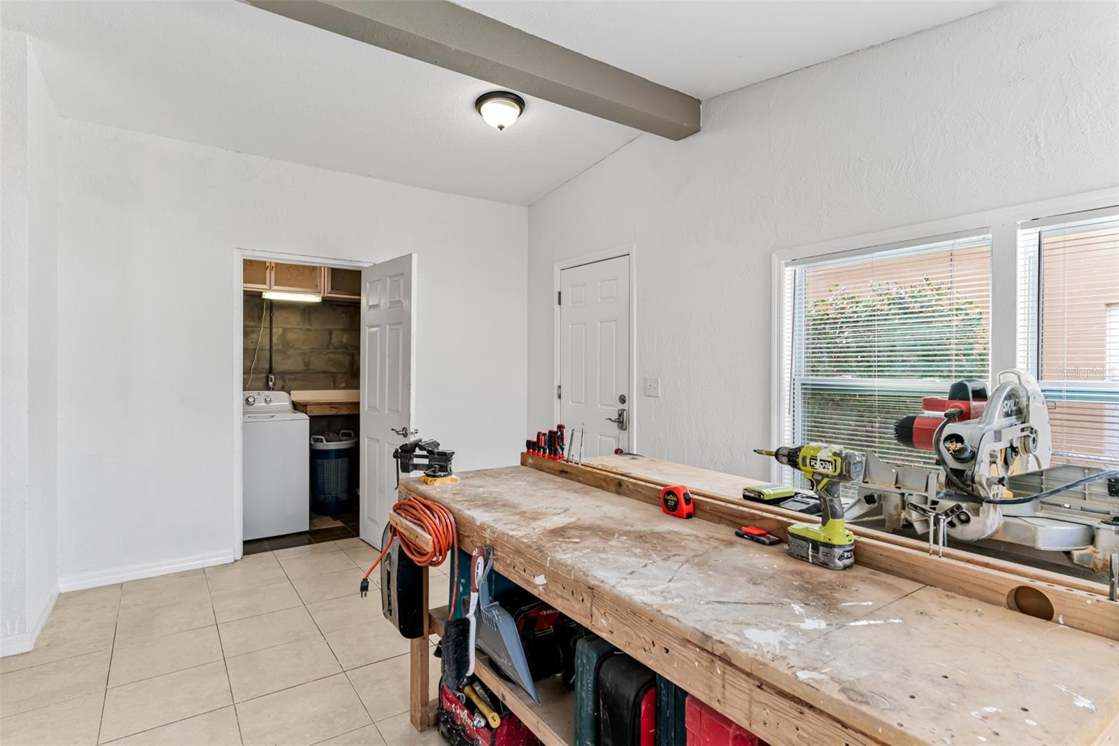911 16TH AVE NW, LARGO, FL, 33770
