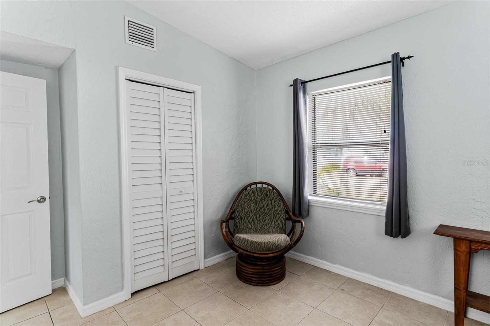 911 16TH AVE NW, LARGO, FL, 33770
