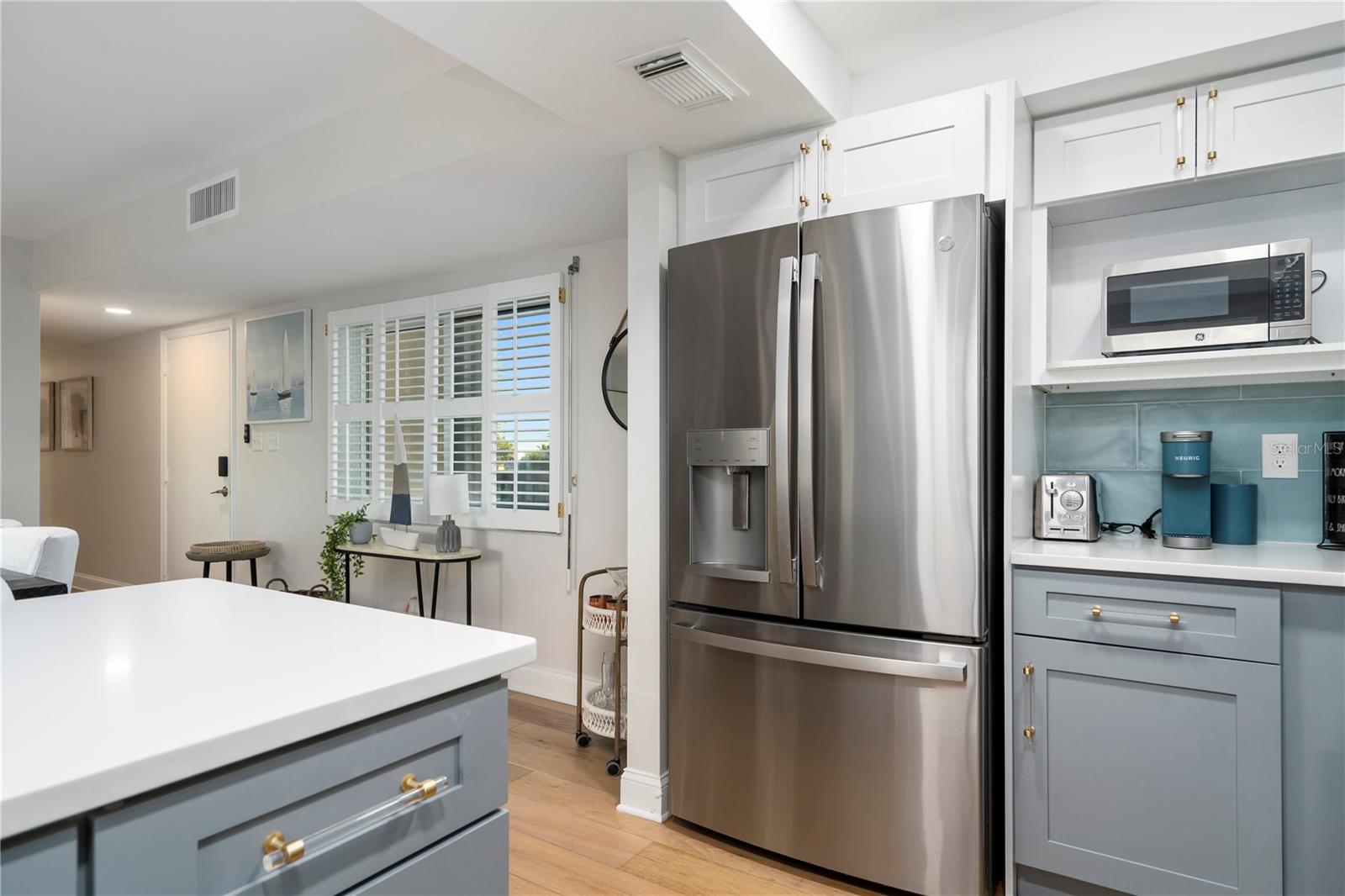 3200 GULF BLVD #204, ST PETE BEACH, FL, 33706