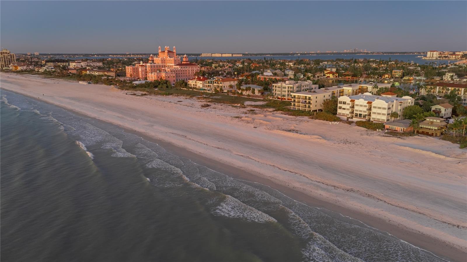 3200 GULF BLVD #204, ST PETE BEACH, FL, 33706