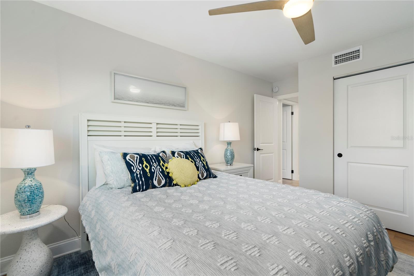 3200 GULF BLVD #204, ST PETE BEACH, FL, 33706