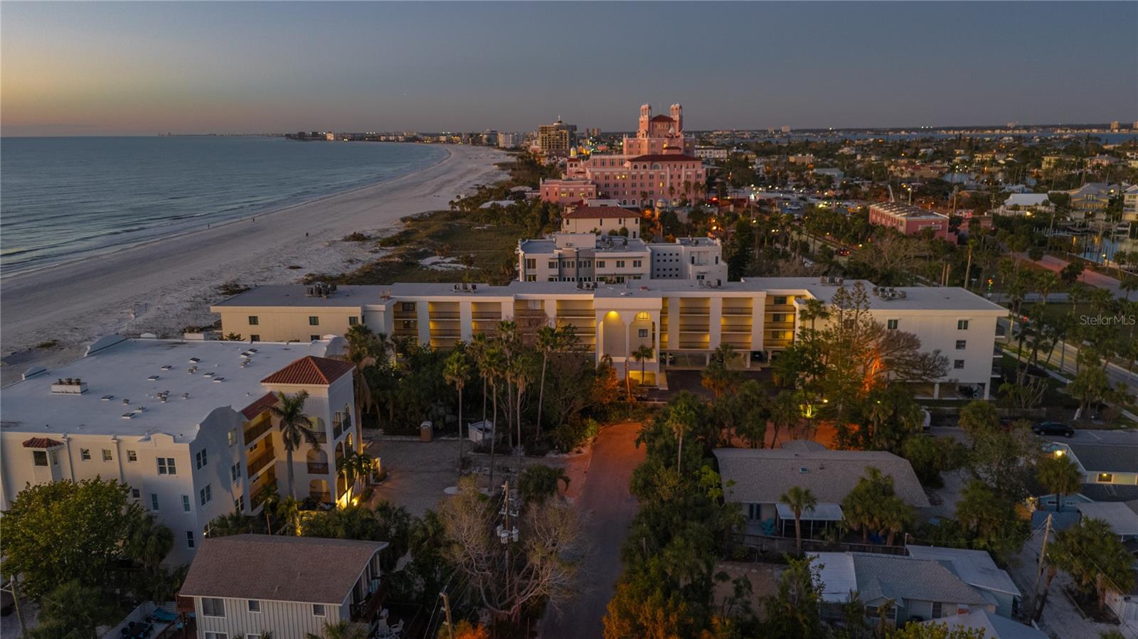 3200 GULF BLVD #204, ST PETE BEACH, FL, 33706