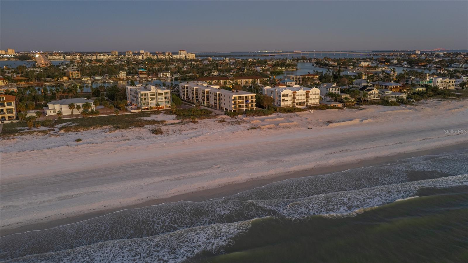 3200 GULF BLVD #204, ST PETE BEACH, FL, 33706