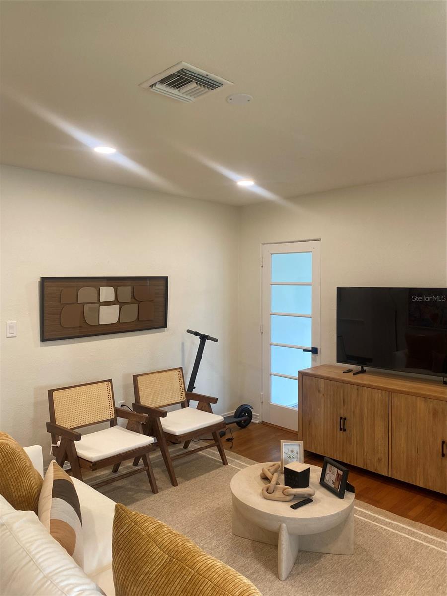 1913 VIRGINIA DR, ORLANDO, FL, 32803