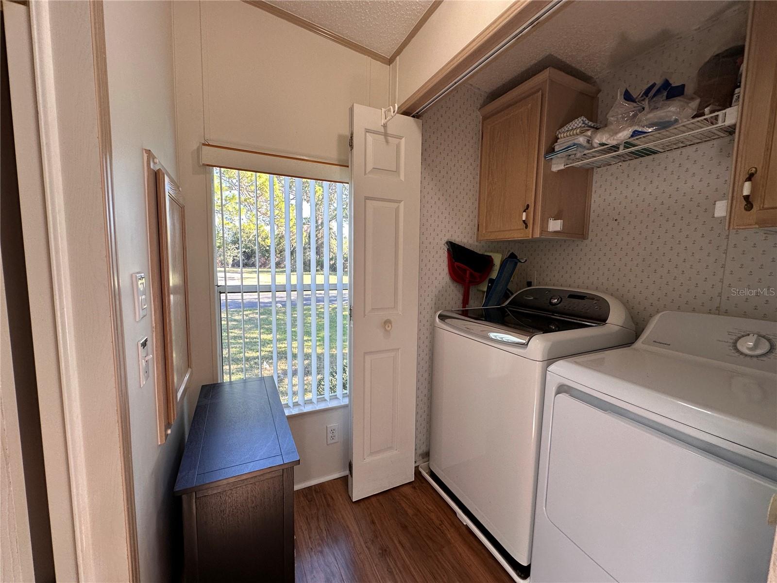 208 SHER LN, DEBARY, FL, 32713
