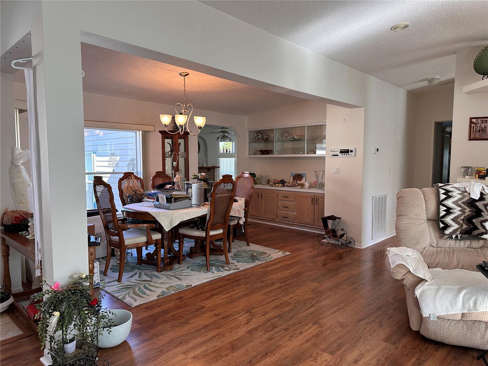 208 SHER LN, DEBARY, FL, 32713