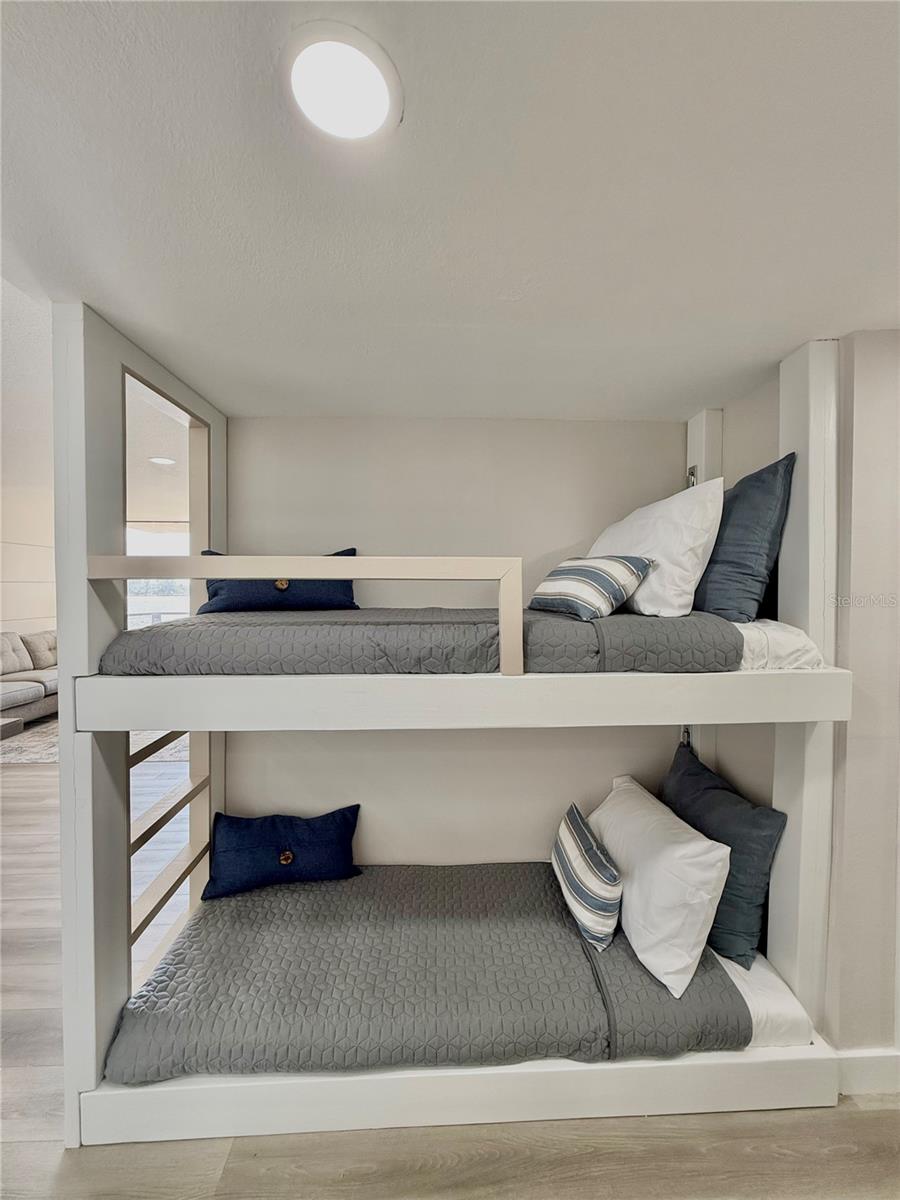 450 S GULFVIEW BLVD #408, CLEARWATER BEACH, FL, 33767