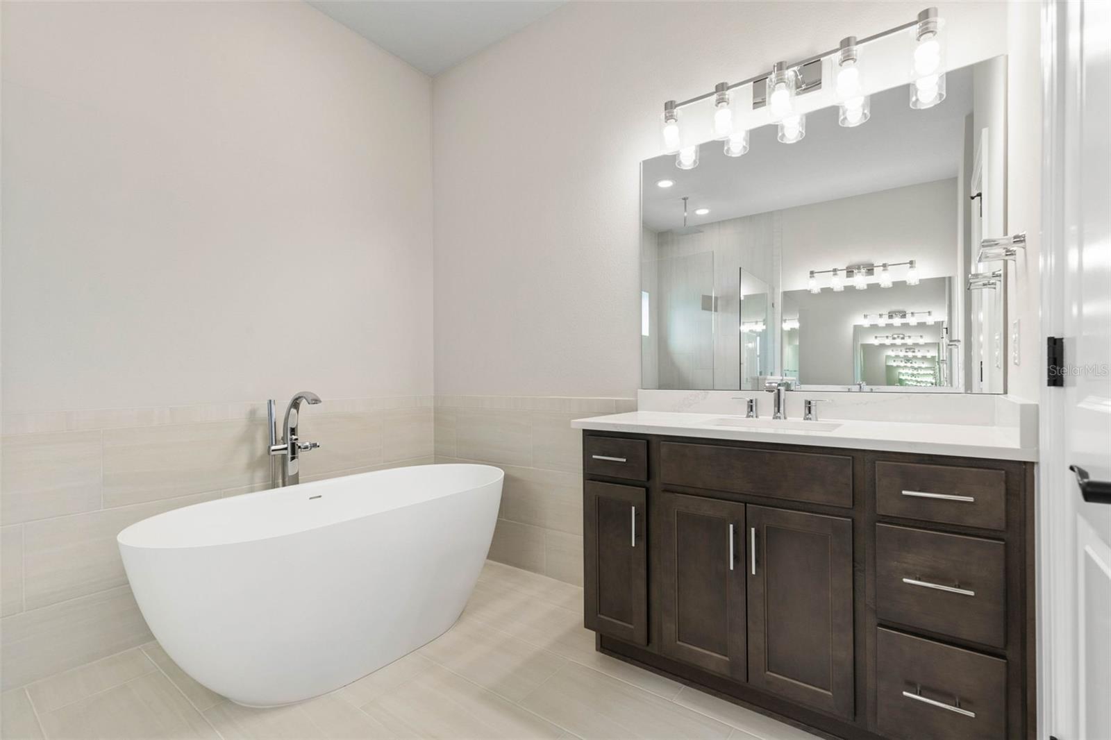 248 S RIVERWALK DR, PALM COAST, FL, 32137