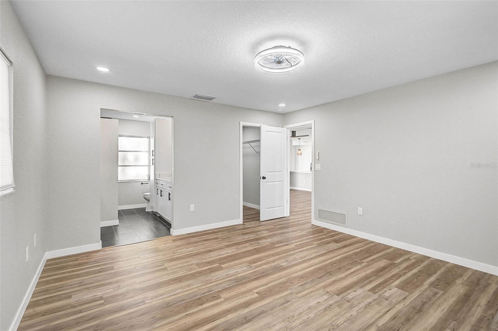 5445 BAHIA VISTA ST, SARASOTA, FL, 34232