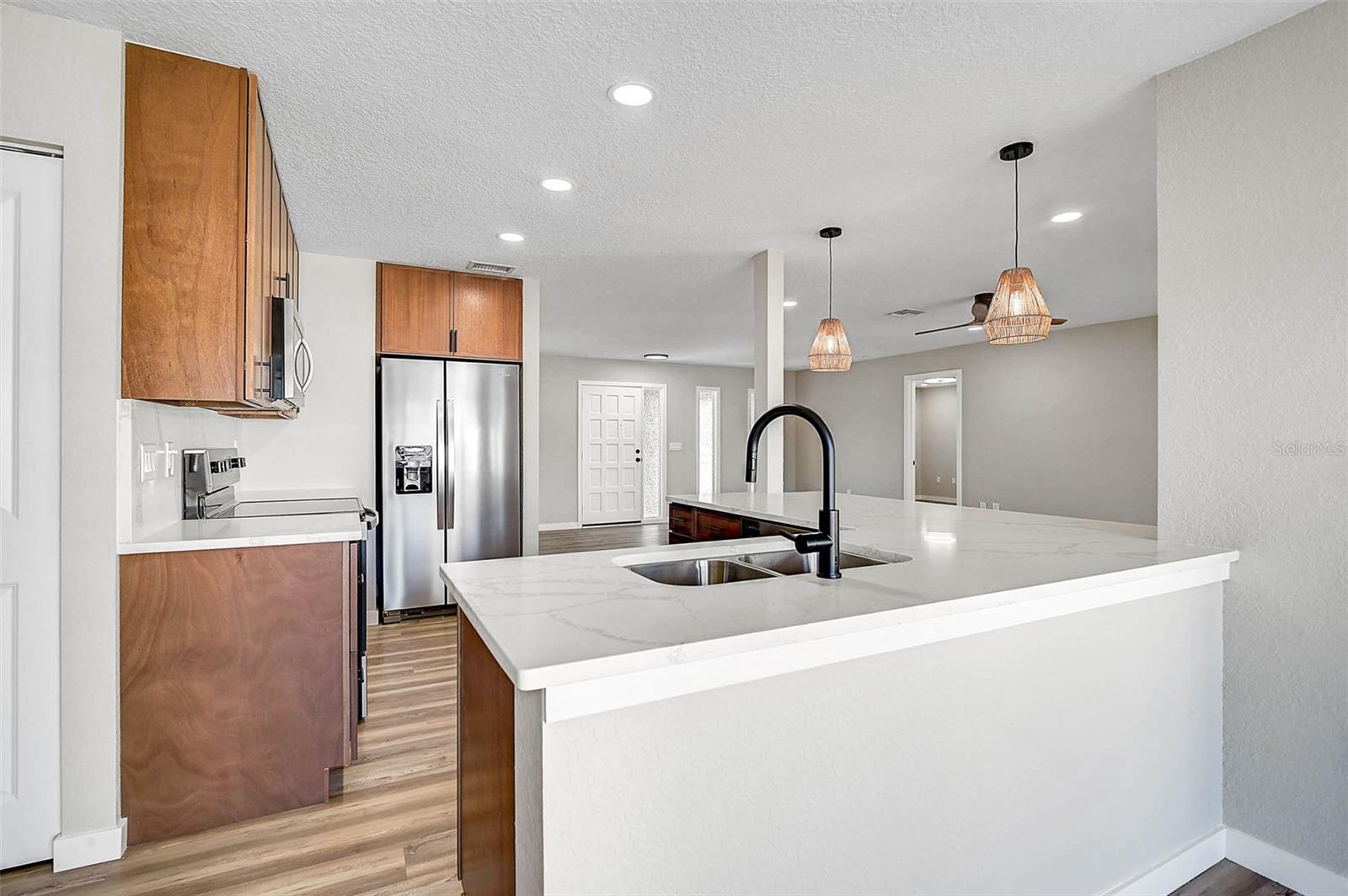 5445 BAHIA VISTA ST, SARASOTA, FL, 34232