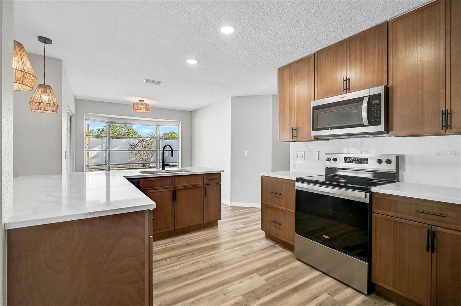 5445 BAHIA VISTA ST, SARASOTA, FL, 34232