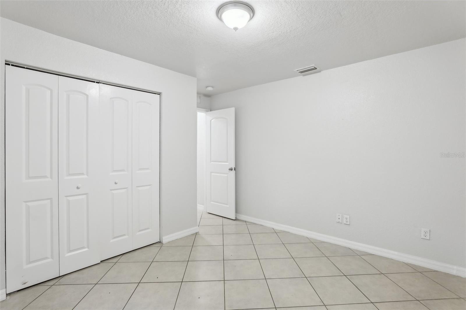120 S GROVE ST, DELAND, FL, 32724