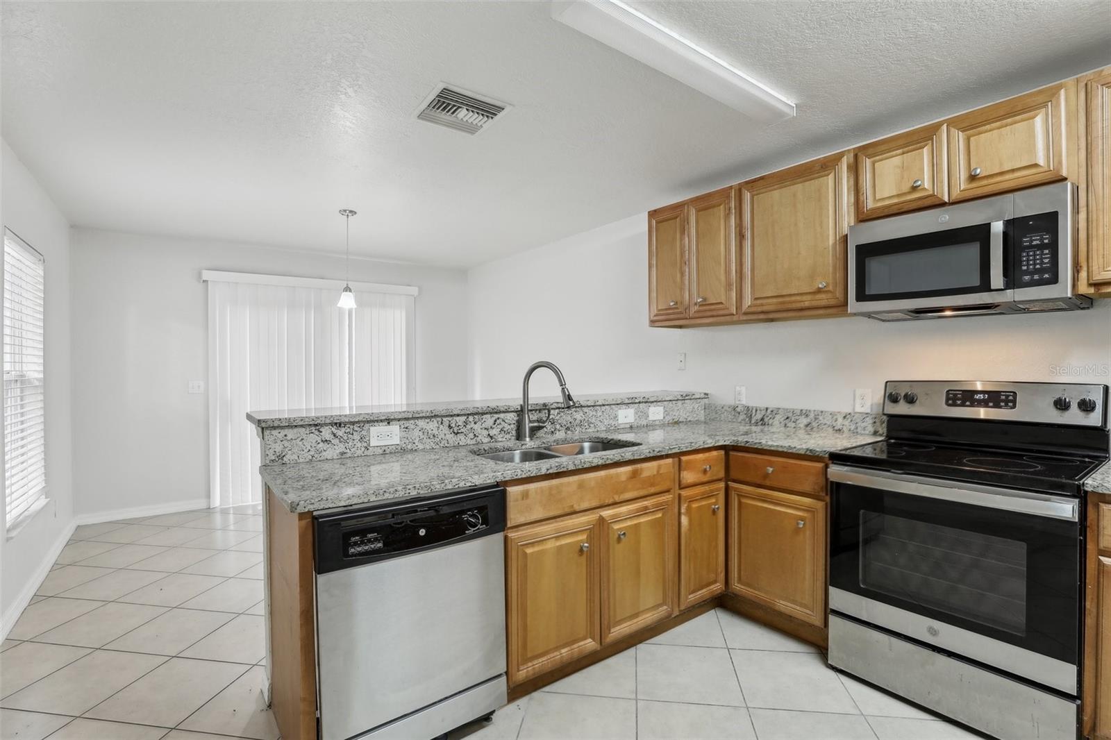 120 S GROVE ST, DELAND, FL, 32724