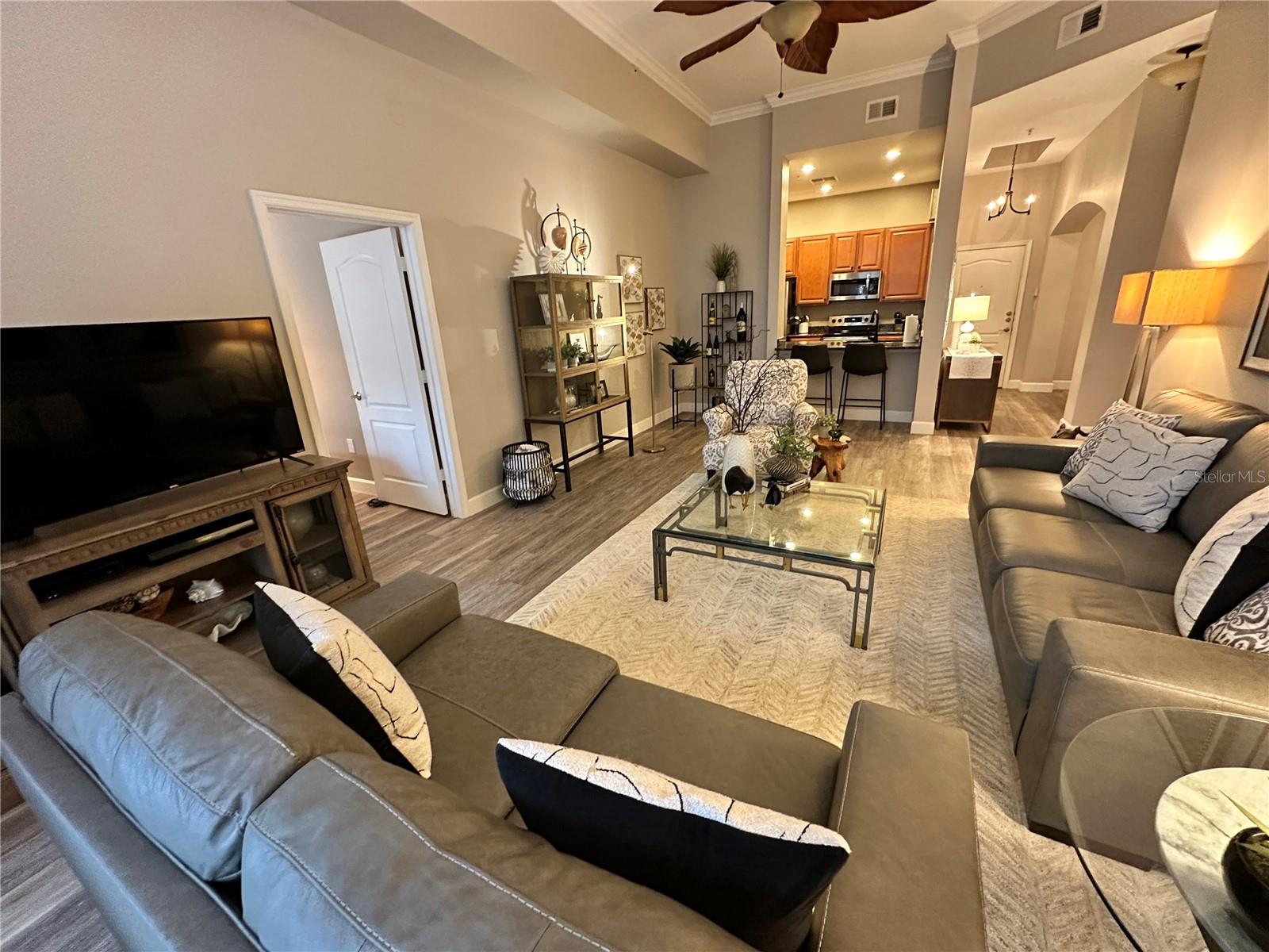 808 W 3RD AVE #111, BRADENTON, FL, 34205