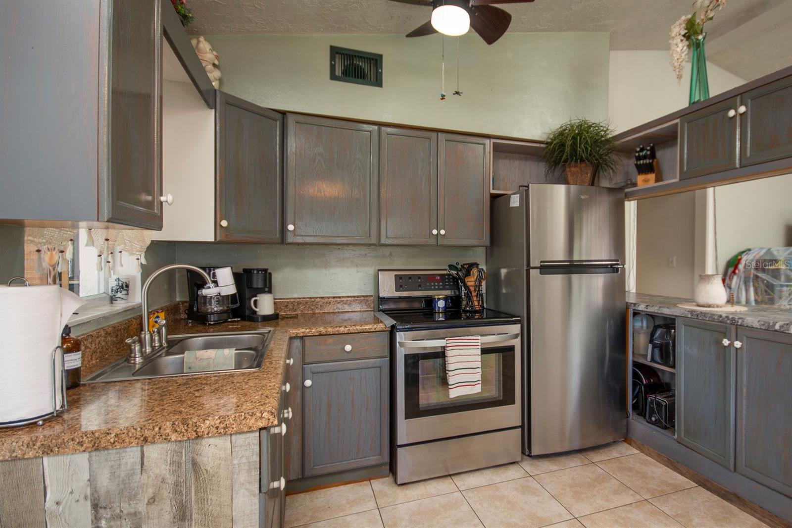 2206 25TH AVE W, BRADENTON, FL, 34205